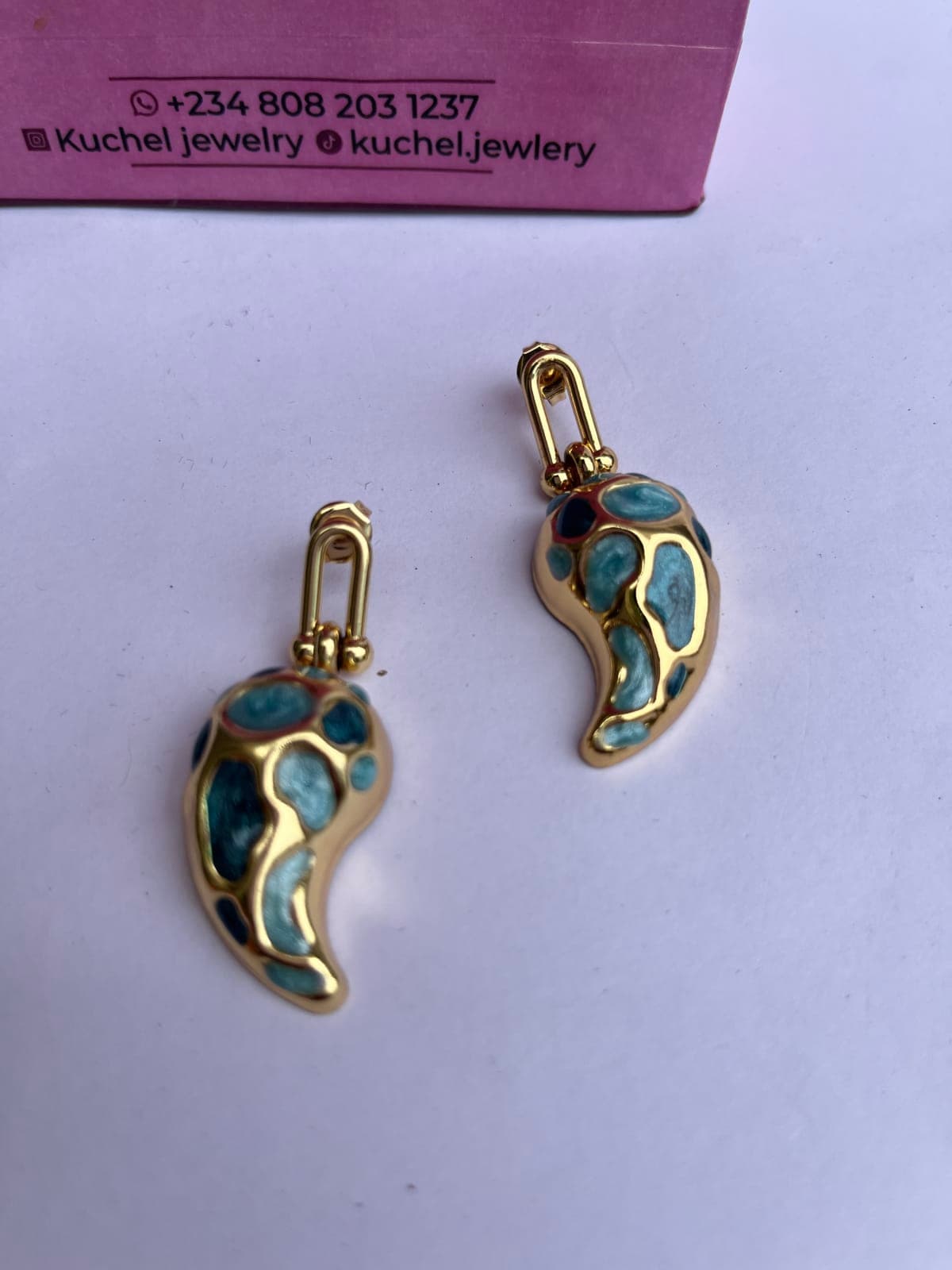 Green fashion earrings