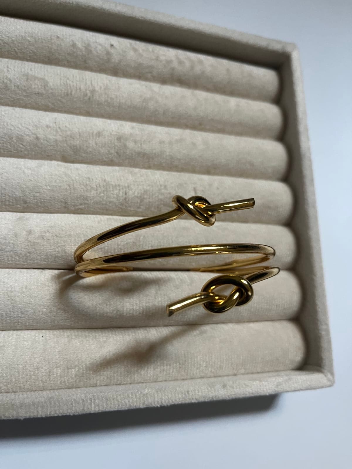 Gold Knot Bracelet
